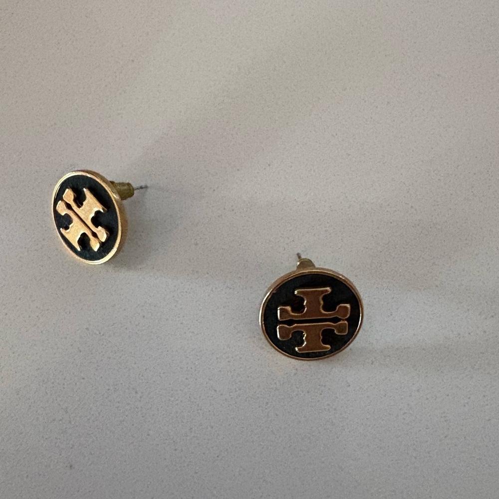 Tory Burch Black and Gold Round Earrings